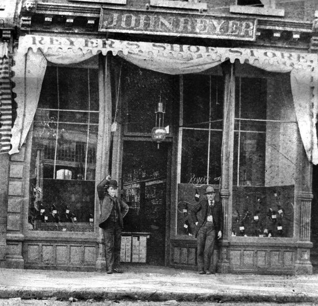 Commentary: Reyers is a sad loss for beautiful downtown Sharon
